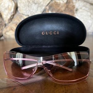 Gucci Sunglasses with pink lenses and gold frame- Vintage